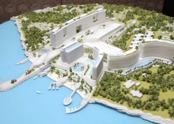 デニス・ウイ氏のゲーミング会社が2つのフィリピン新カジノリゾート資金のための追加株式売出を先送り