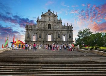 マカオでは4月の訪問が増加するも滞在日数は低下