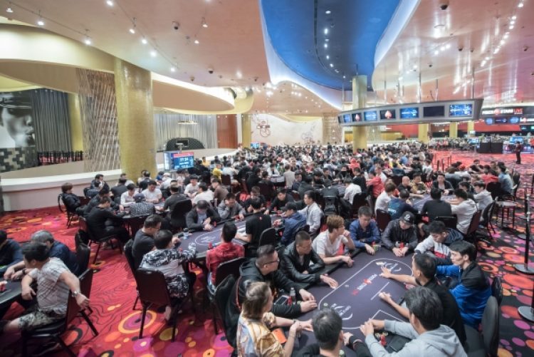 インターナショナル・エンターテインメントがポーカーとサッカーチーム買収で2019年上昇傾向