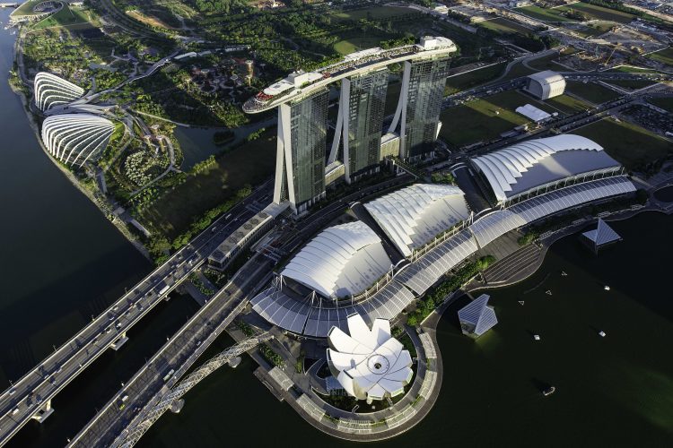 シンガポールの入場税は2010年以来約1,055億円を集めた