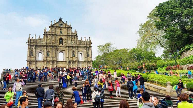 マカオの観光税はオーバーツーリズムの解決にはならない: 学識者