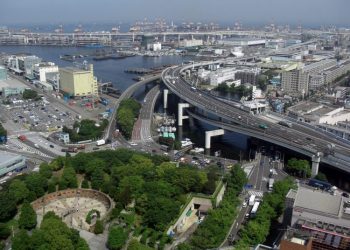 横浜のIR誘致断念を訴え、地元団体が市へ要望書を提出