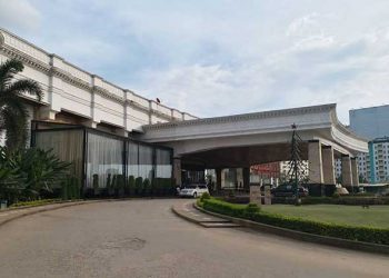 スターベガスの土地リース問題で仲裁人がタイベンダーに有利な決定、ドナコが複数の控訴へ