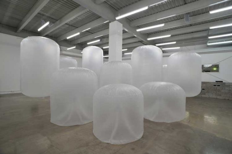 MGMベラージオに世界的に知られる現代アーティストの大西康明の作品を展示