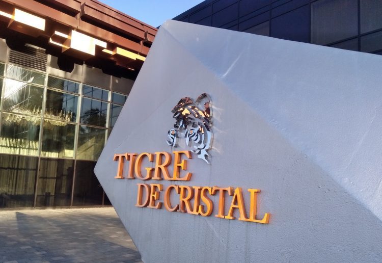 サミット・アセントがロシアのIR拡張に向けた2.97億香港ドルの資金調達活動を完了