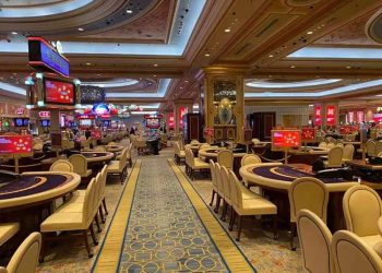 マカオカジノの15日間営業停止を延長するかどうか　政府が決定を先送りに