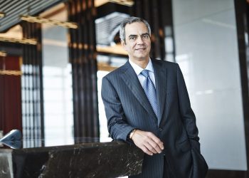 ブルームベリーのトップ、ラソン氏が日本のIRの透明性の欠如をめぐる大きな懸念を明かす