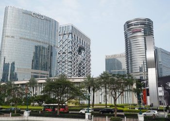 マカオで足止めの比人労働者の帰国のためにメルコリゾーツがチャーター便