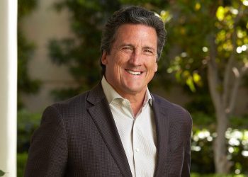 MGMリゾーツがビル・ホーンバックル氏をCEO兼社長に任命