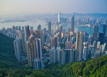 香港とシンガポールが「トラベルバブル」の暫定合意