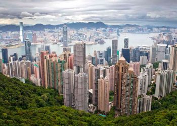 香港をマカオ-中国「トラベル・バブル」に加える協議が再開