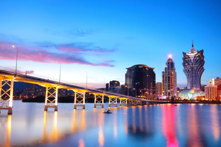 横浜市「住民投票には意義を見いだしがたい」 林文子市長が否定的意見