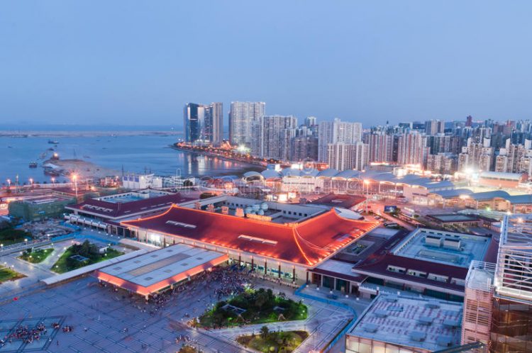 マカオ、最新の入境規制緩和で外国人の受け入れを再開