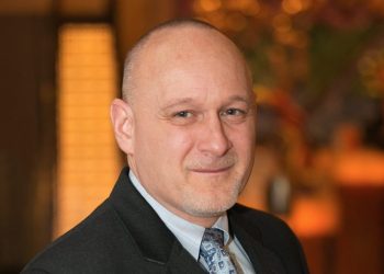 モヒガン　 新社長兼CEOに長年の幹部であるレイ・ピノー氏を任命